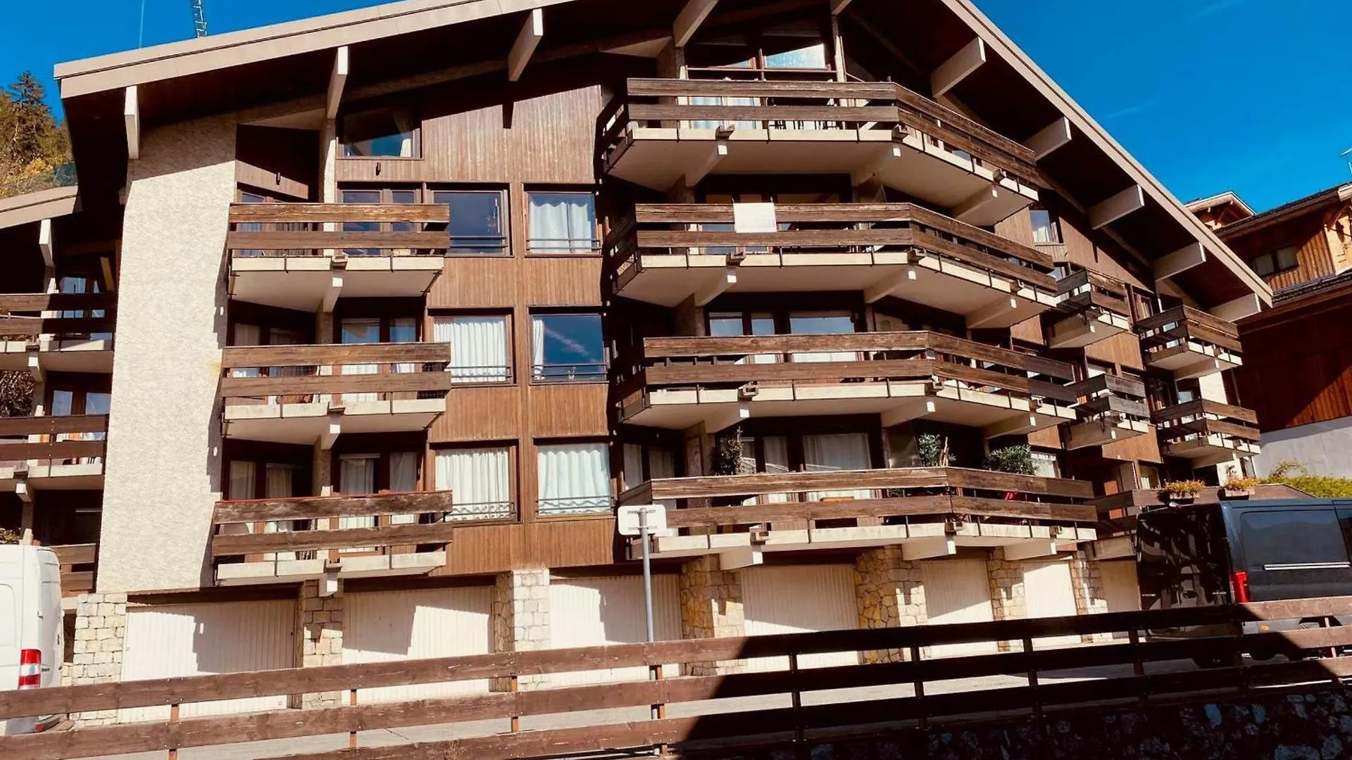 شقة Appartement T2 Centre Village Avec Balcon & Cheminee, Proche Piscine Et Pistes - Fr-1-459-72 لا كلوساز
